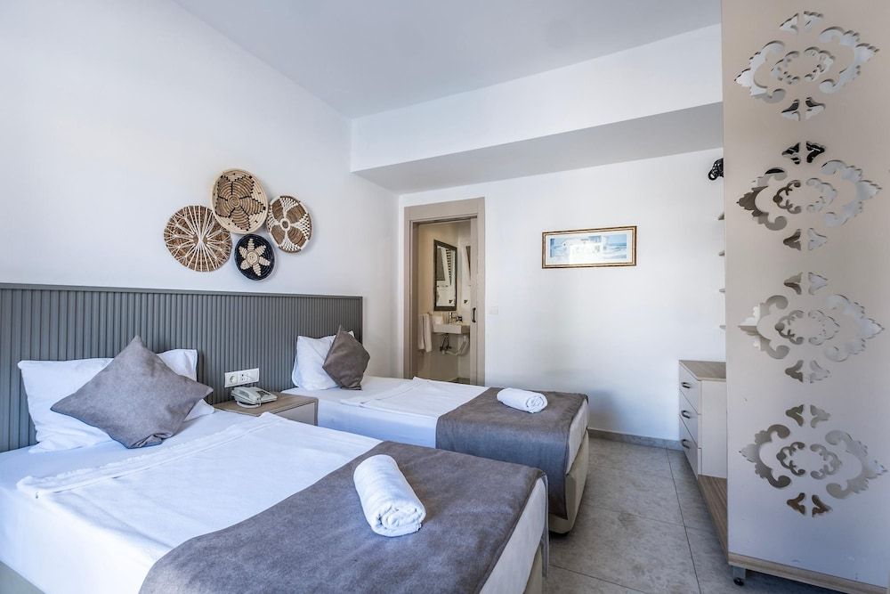 Paloma Family Club Standard Double or Twin Room 10