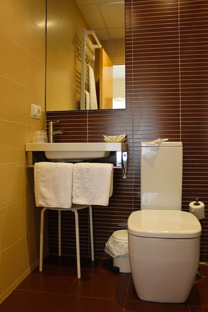 Alda Entrearcos Hotel Standard Double or Twin Room 6