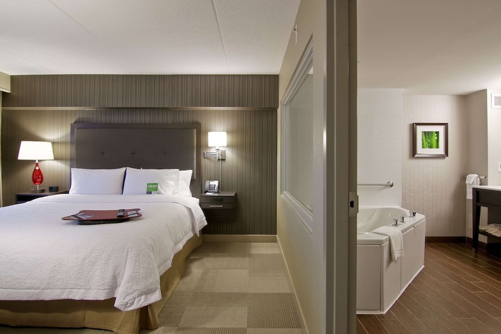 undefined Hampton Inn & Suites by Hilton Toronto Markham 5