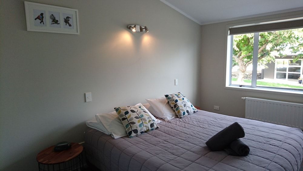 Room, 2 Bedrooms