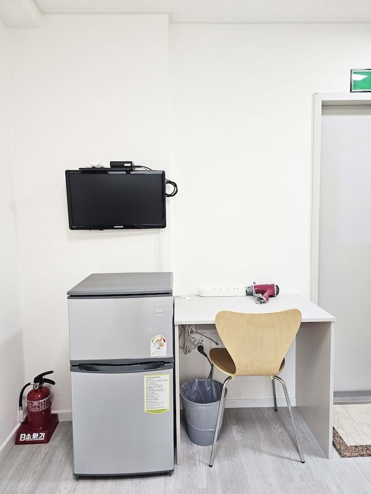 BoA travel house Twin Room 11