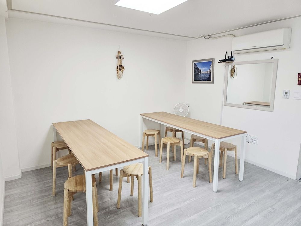 undefined BoA travel house 6