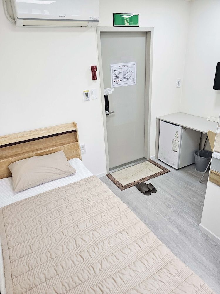 BoA travel house Single Room 12
