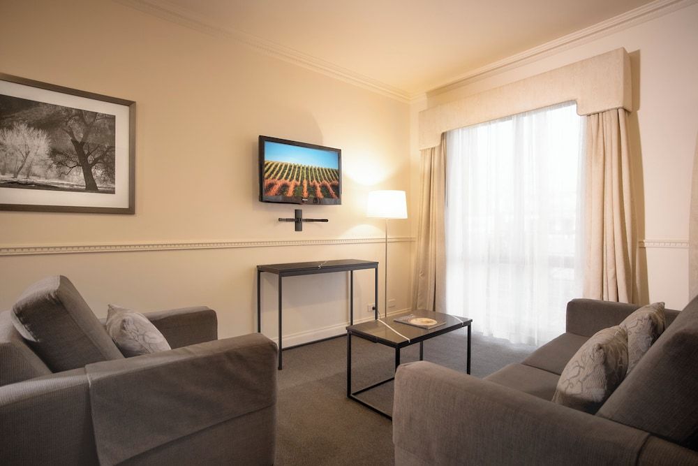 Majestic Tynte Street Apartments