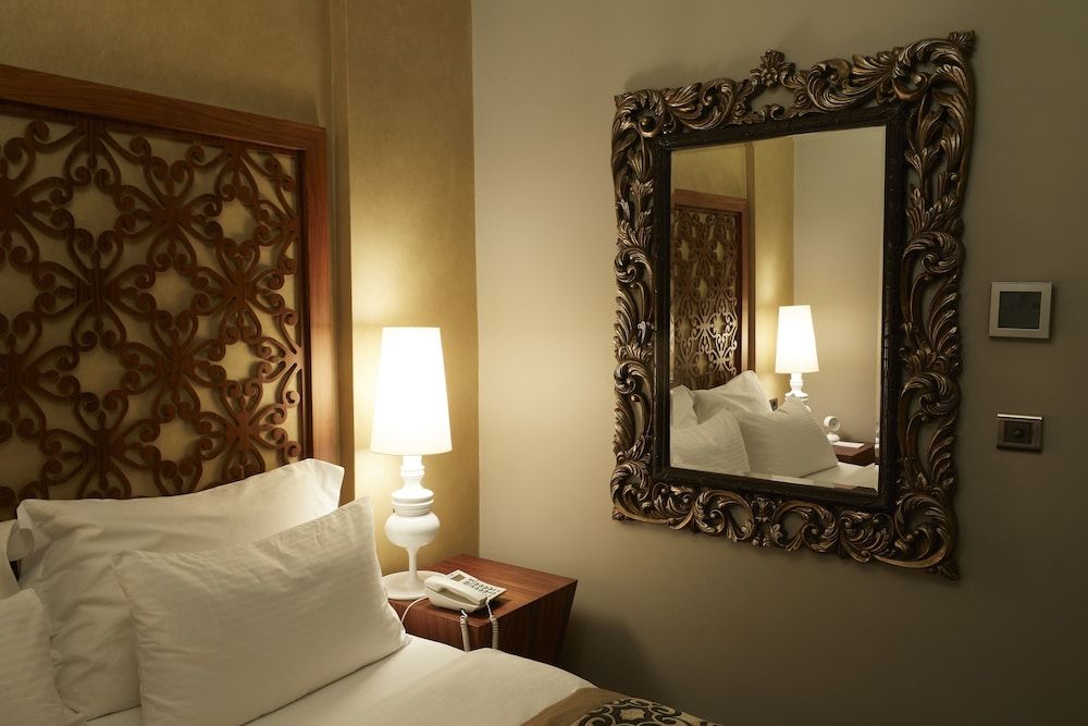 Taksim Prelude Hotel Economy Double Room, 1 King Bed 3