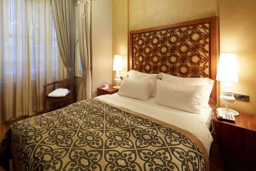 Taksim Prelude Hotel Economy Double Room, 1 King Bed 2