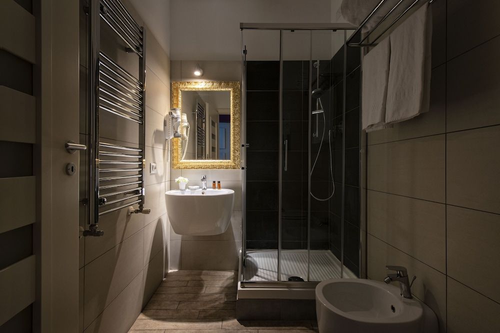 Five Rooms Rome Double Room 7