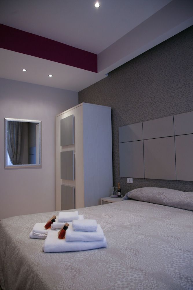 Five Rooms Rome Double Room