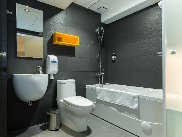 undefined Horizon Inn 8