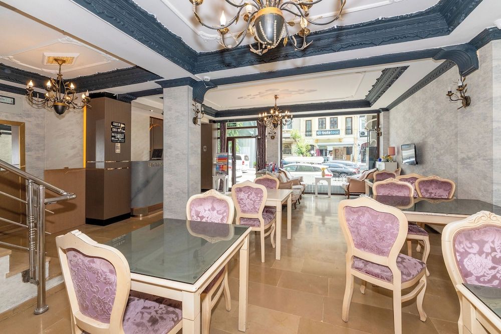 undefined Istanbul Holiday Hotel 10