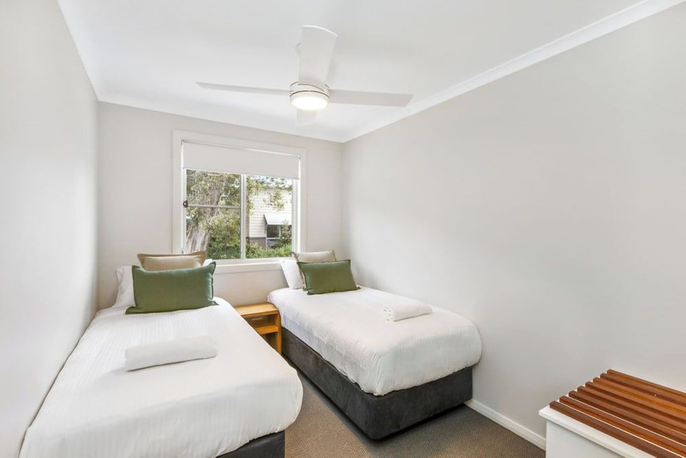 Deluxe Cabin - Sleeps 4