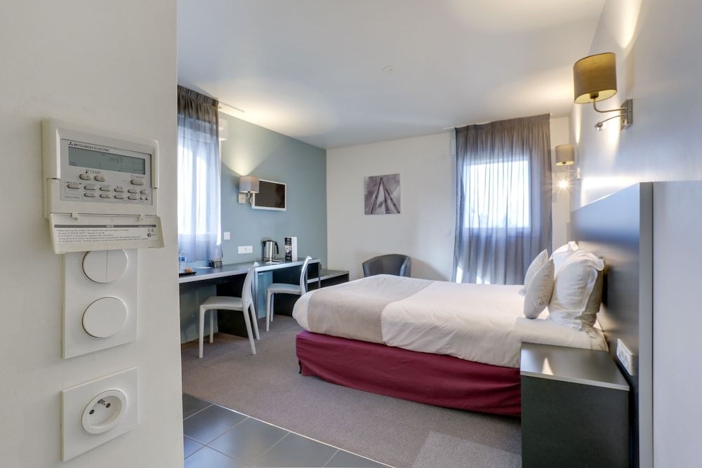 All Suites Appart Hôtel | Aéroport Paris-Orly Rungis COMFORT STUDIO (DOUBLE BED) 3