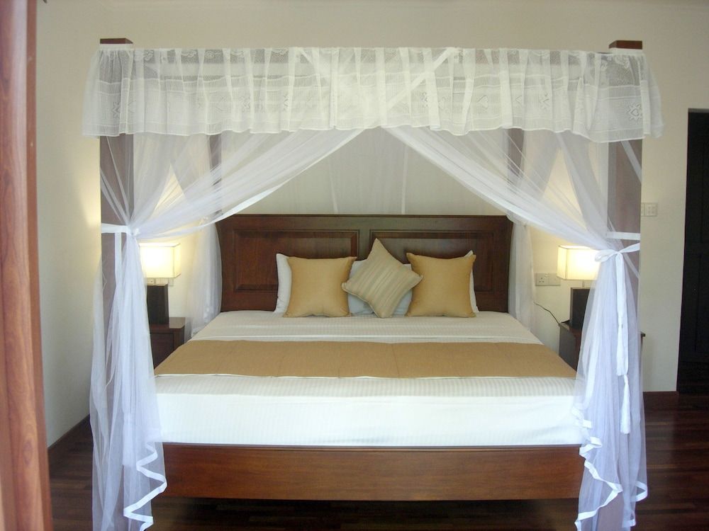 Deluxe Suite - All Meals + Ayurveda Treatment + Yoga, Herbal Garden View