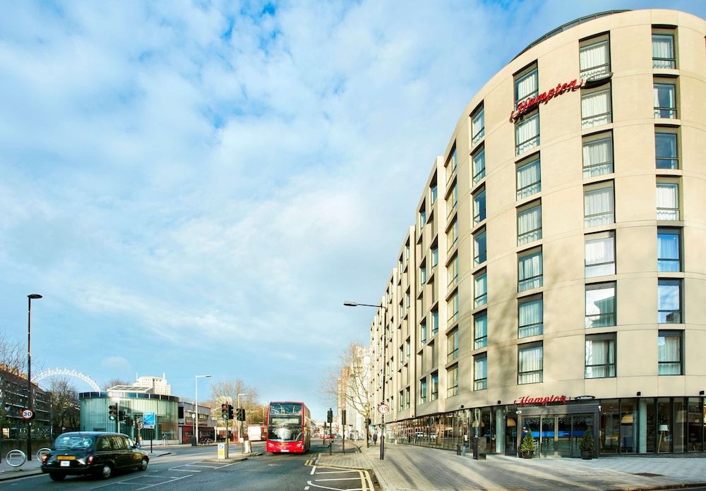 undefined Hampton by Hilton London Waterloo 6
