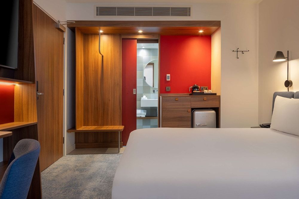 Premium Room, 1 Queen Bed