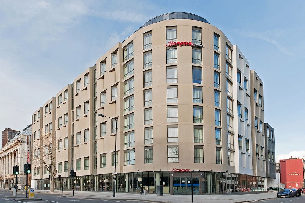 undefined Hampton by Hilton London Waterloo 7