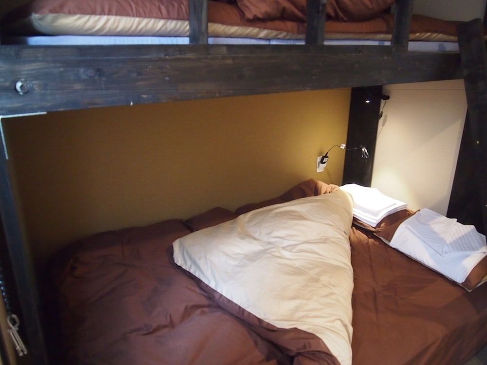 Bunk Bed Twin room with Private Bathroom
