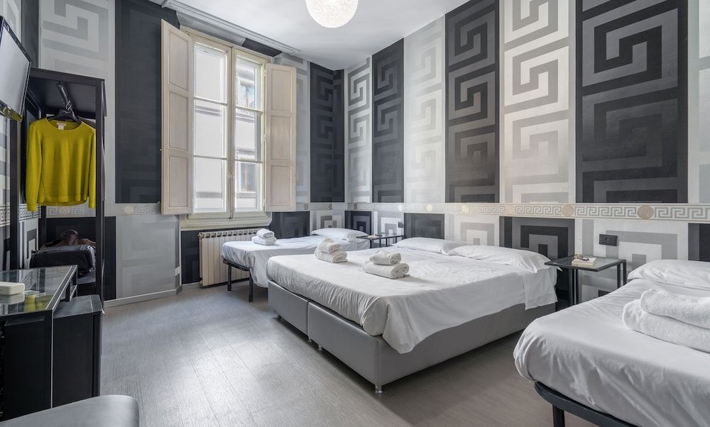 undefined Hotel Spagna