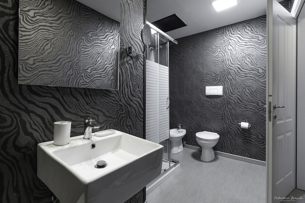 undefined Hotel Spagna 8