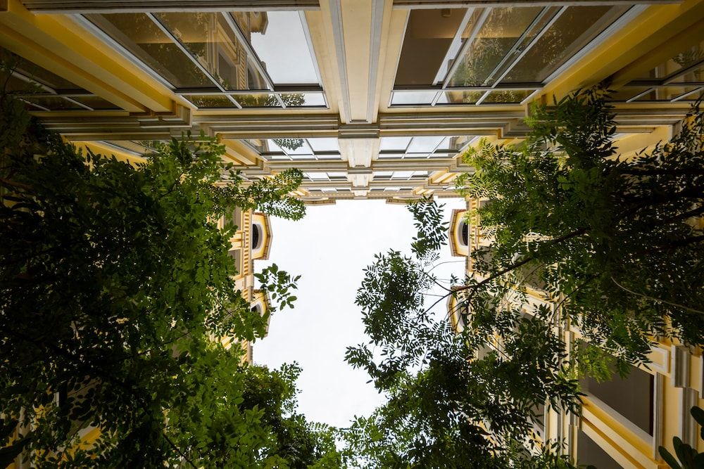 undefined La Residence WatBo Hotel 7