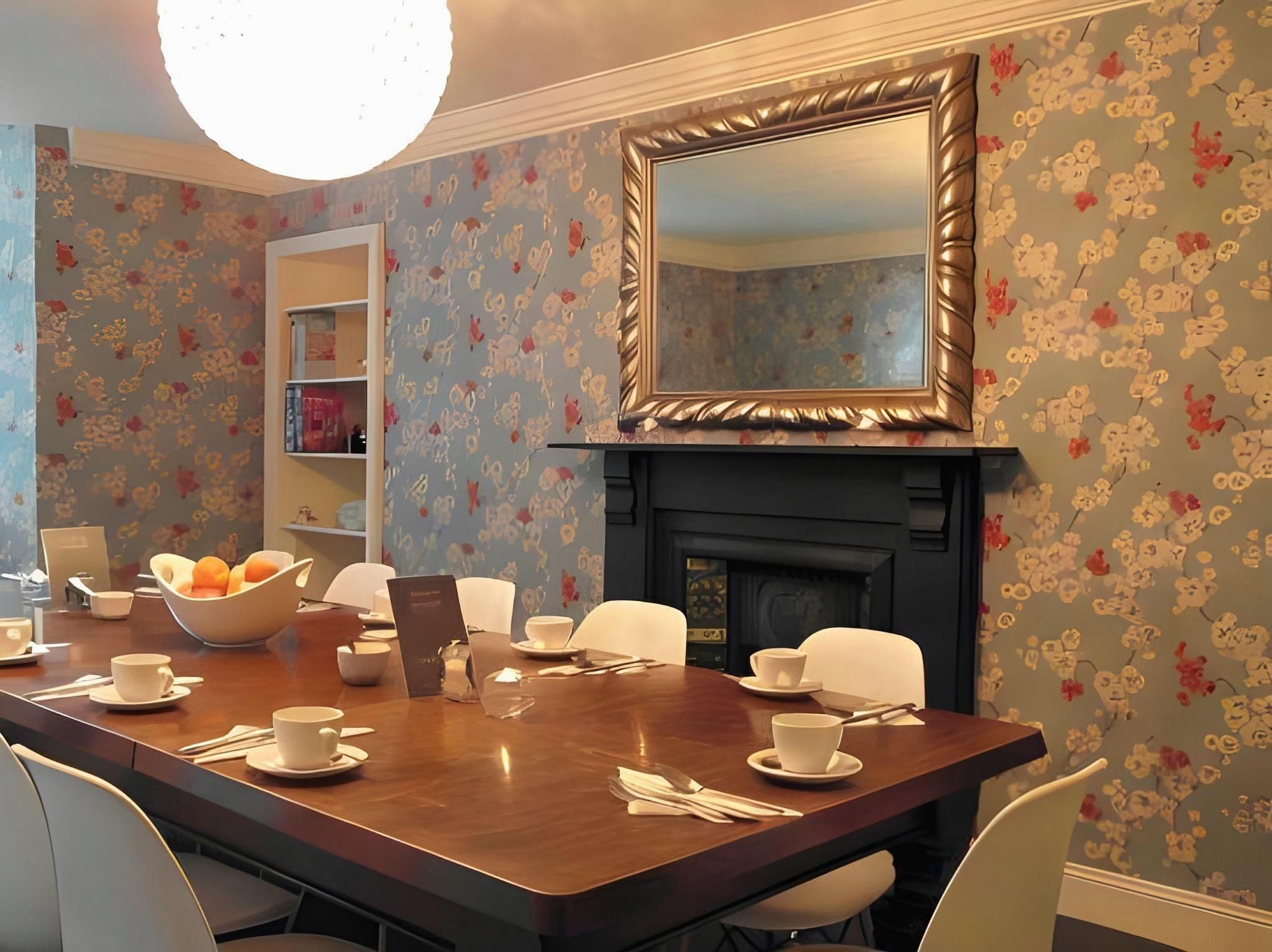 undefined Brooks Hotel 8