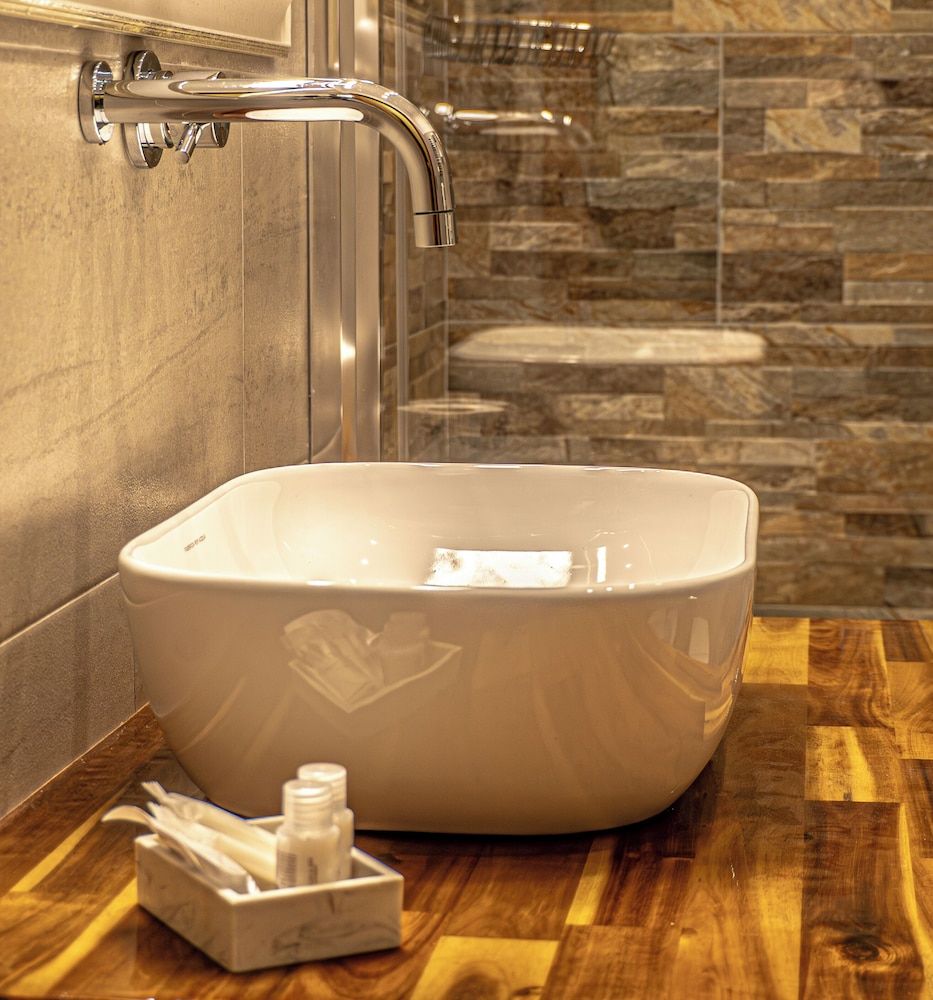 Hotel Miami Standard Double or Twin Room 15