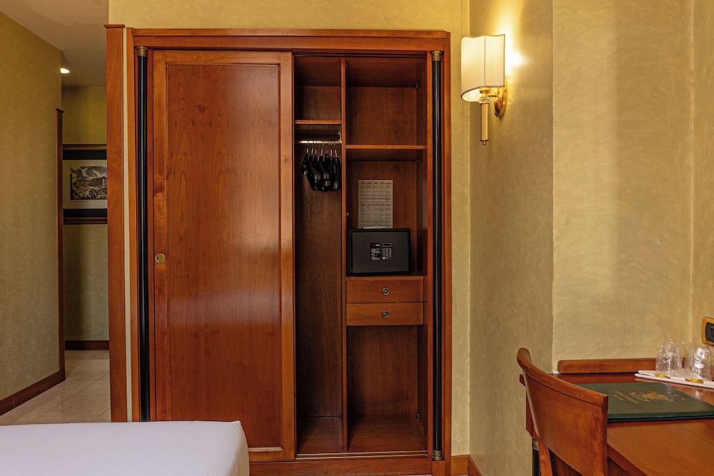 Hotel Miami Standard Double or Twin Room 21