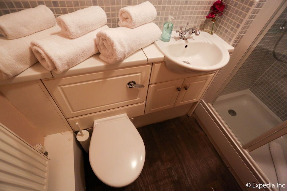 Edinburgh Playhouse Apartments Apartment, 3 Bedrooms sleeping 6 12