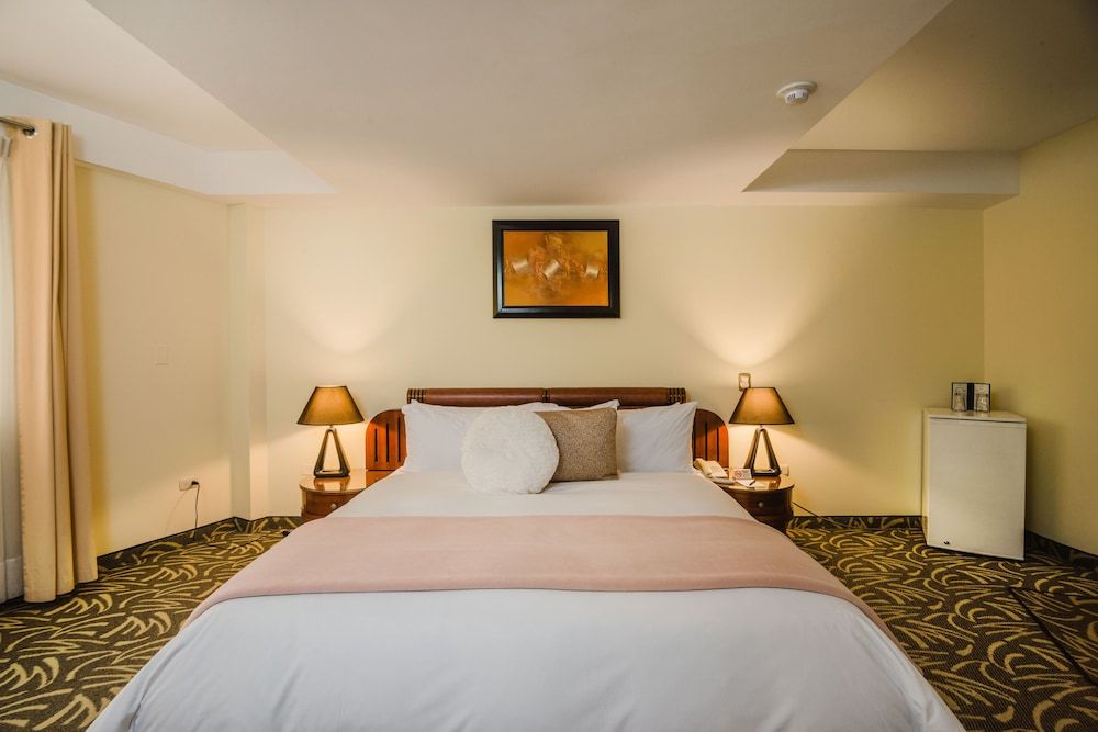 undefined Hotel Nobility 3