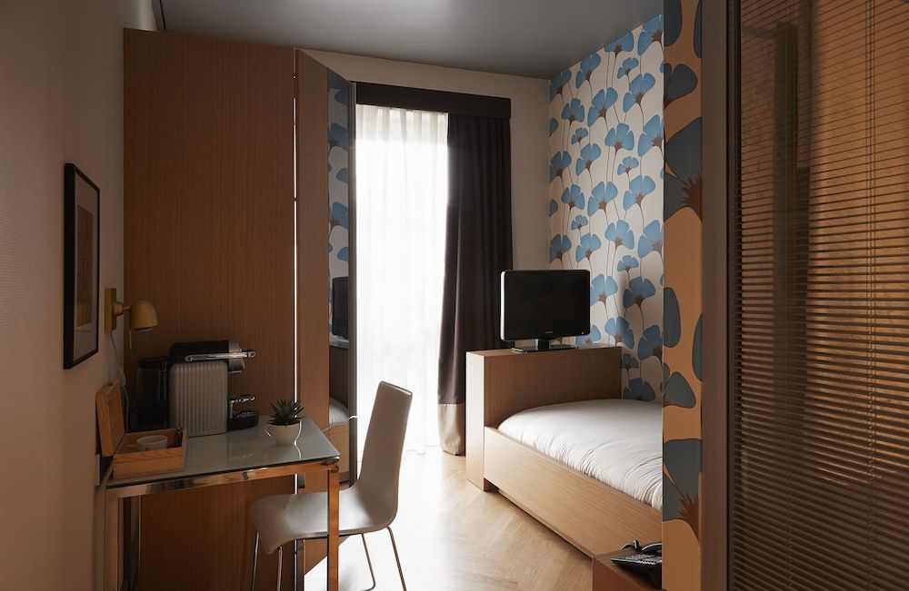 undefined Amadi Park Hotel 8