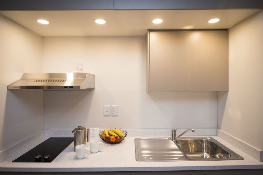 Quest on Johnston Studio - Twin Share 3