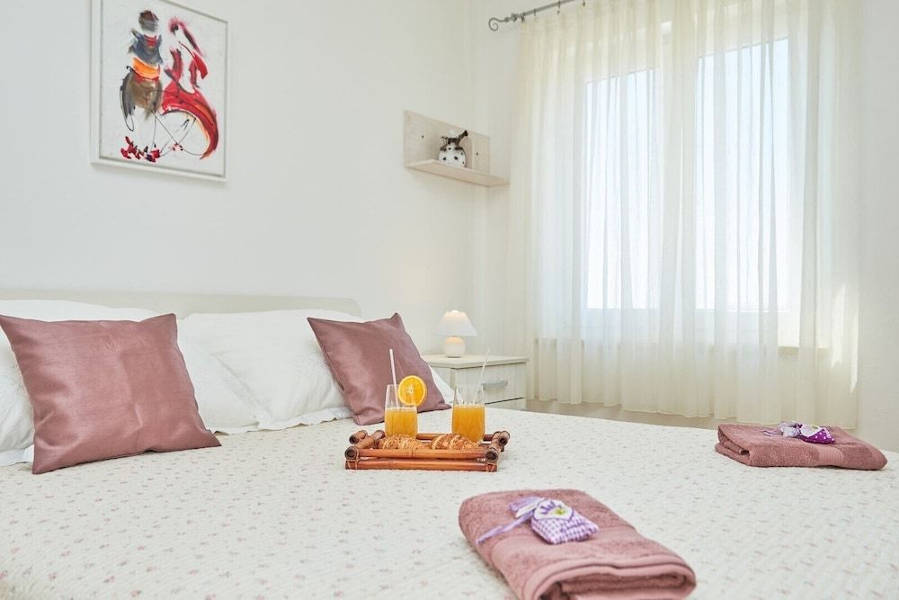 undefined Villa Kate Dadic