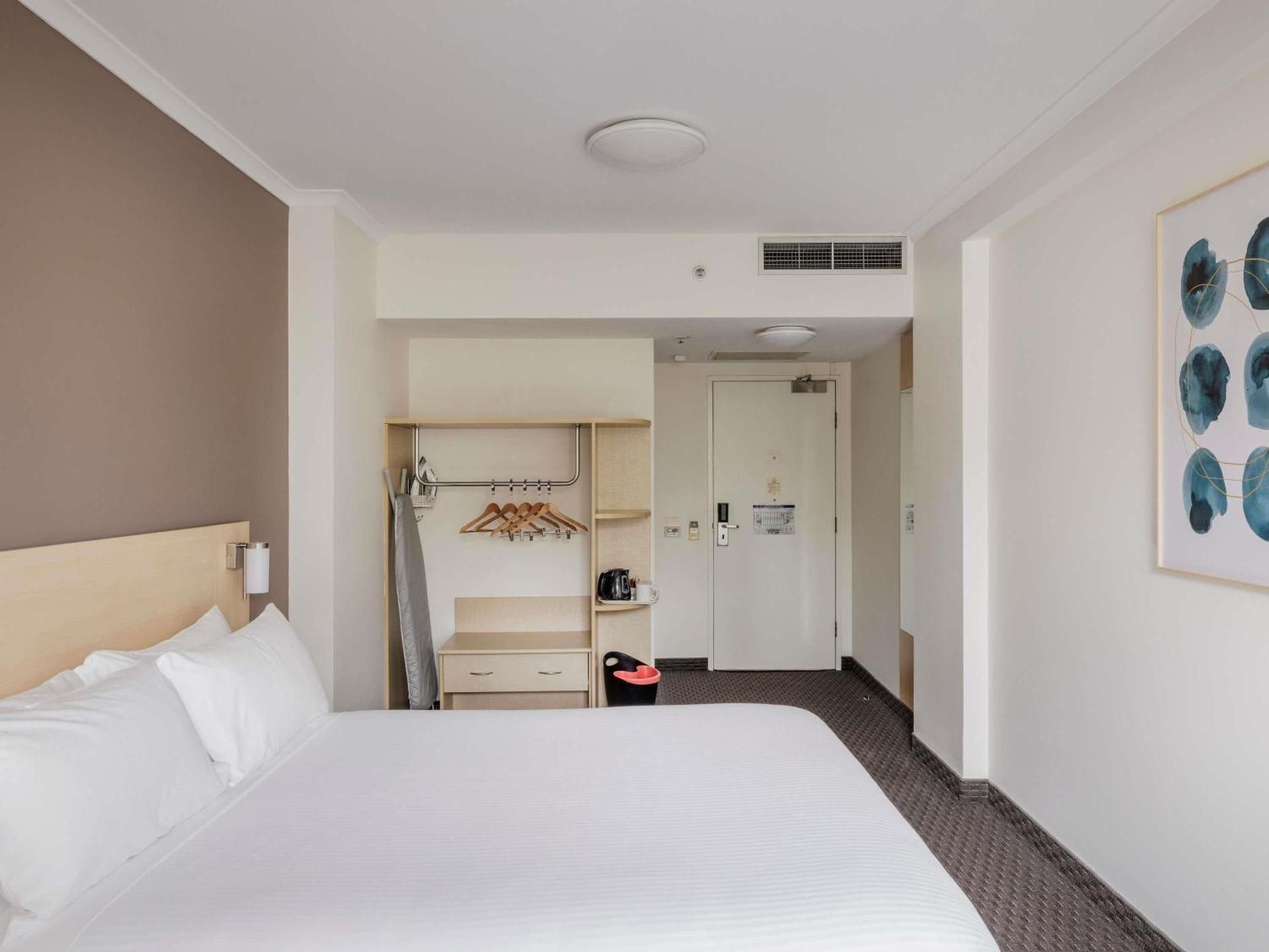 Standard Double Room - Mobility Accessible