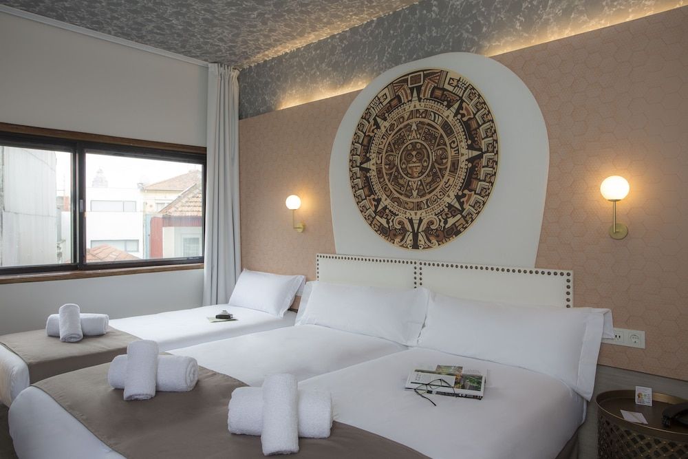 undefined Casual Inca Porto Hotel 2