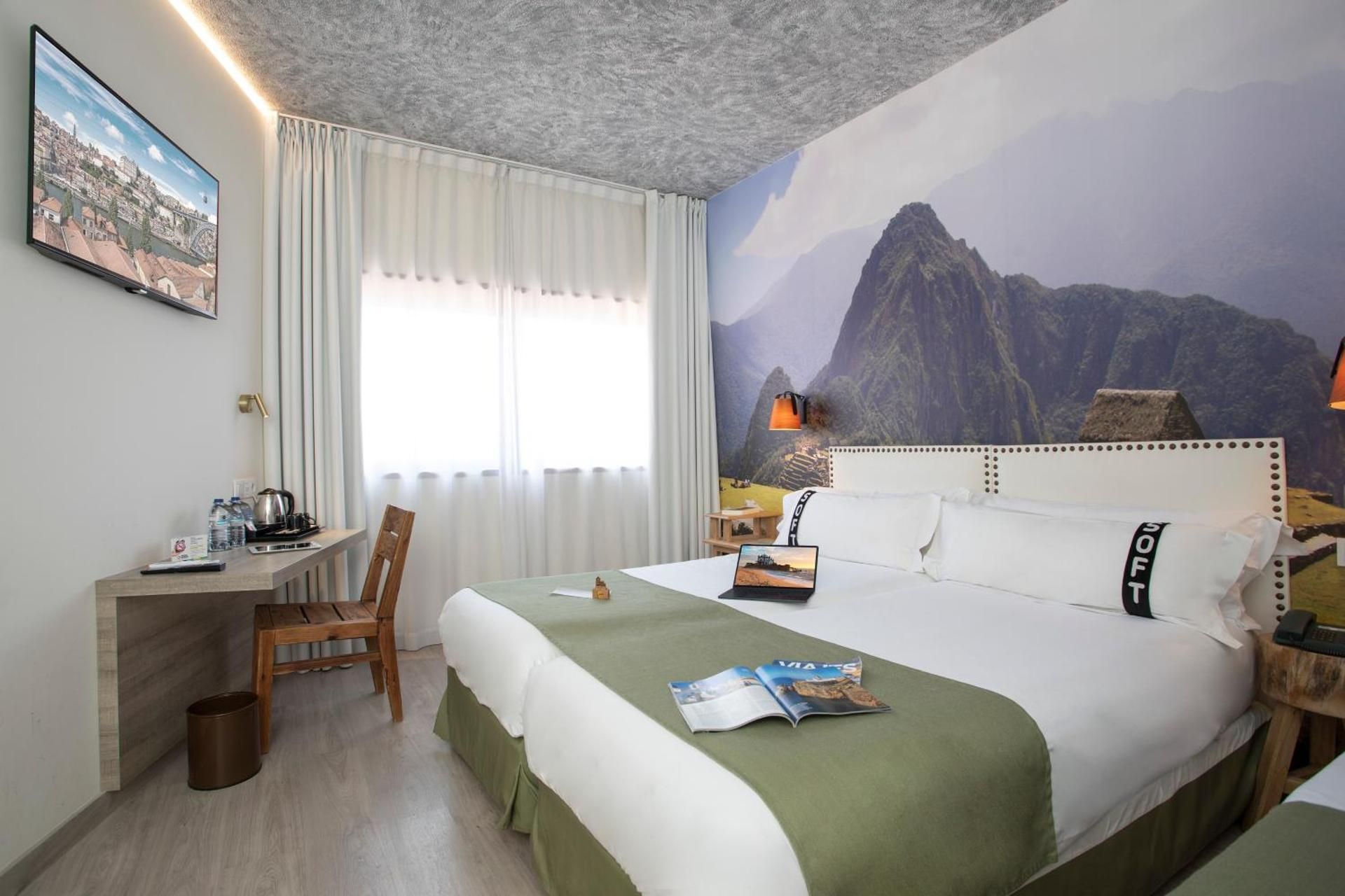 undefined Casual Inca Porto Hotel 8