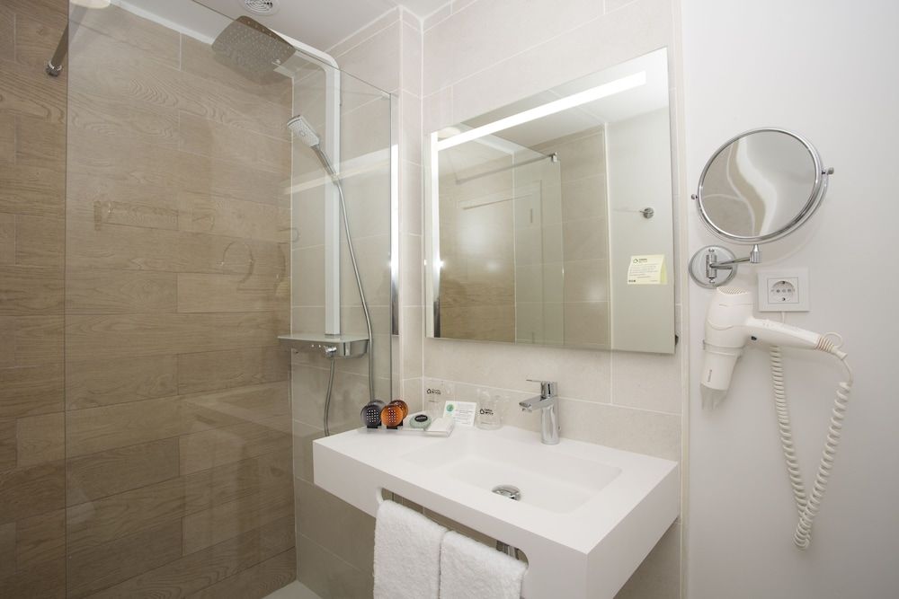 undefined Casual Inca Porto Hotel 9