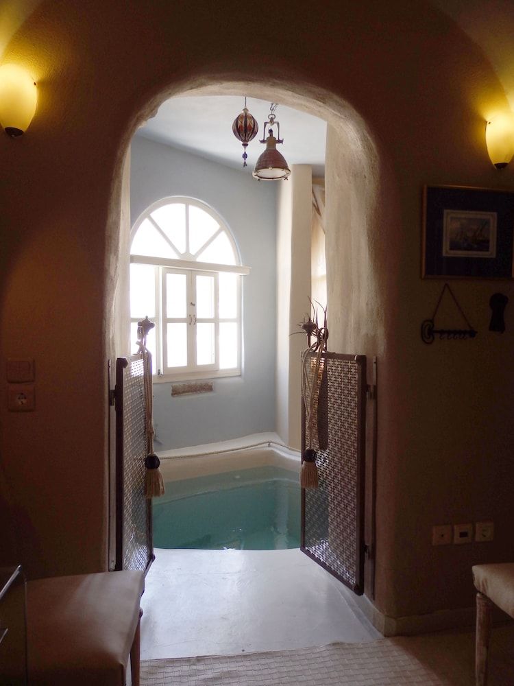 Timedrops Santorini Premium Villa, Private Pool 10