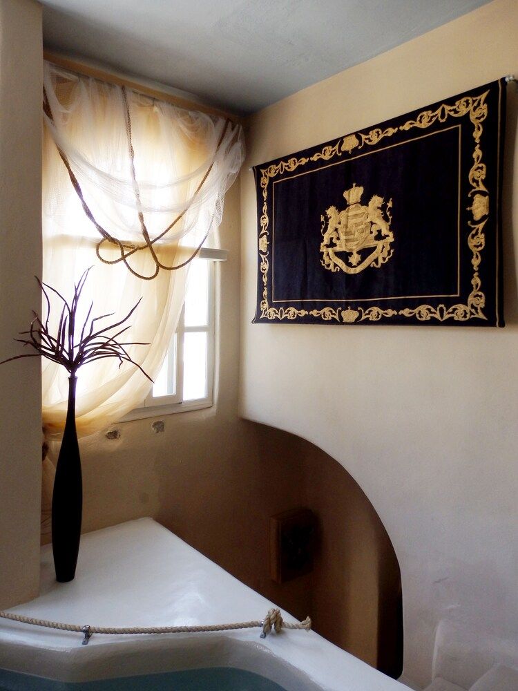 Timedrops Santorini Premium Villa, Private Pool 9