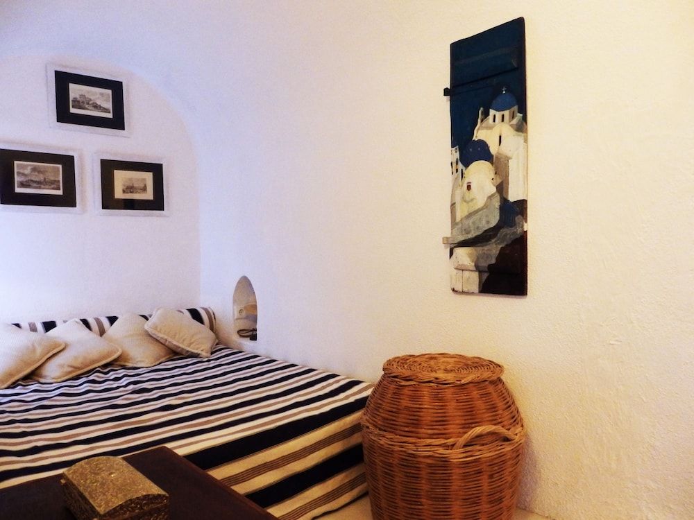 Timedrops Santorini Superior Villa, Private Pool 2