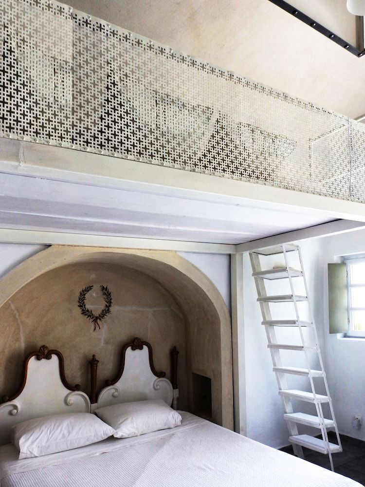 Timedrops Santorini Villa, Accessible, Private Pool (Byzantine) 3