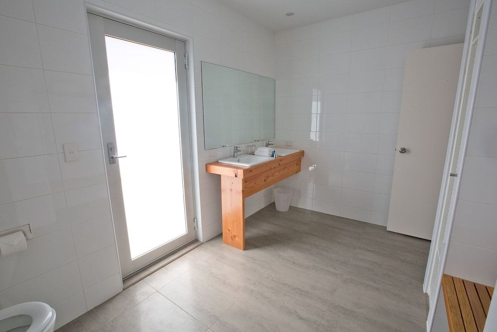 Maand Up Accommodation Pool Side King 9