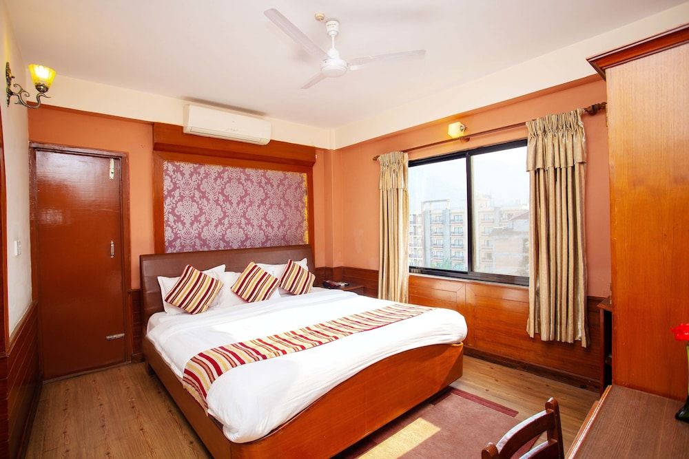 undefined Hotel Crystal Palace 7