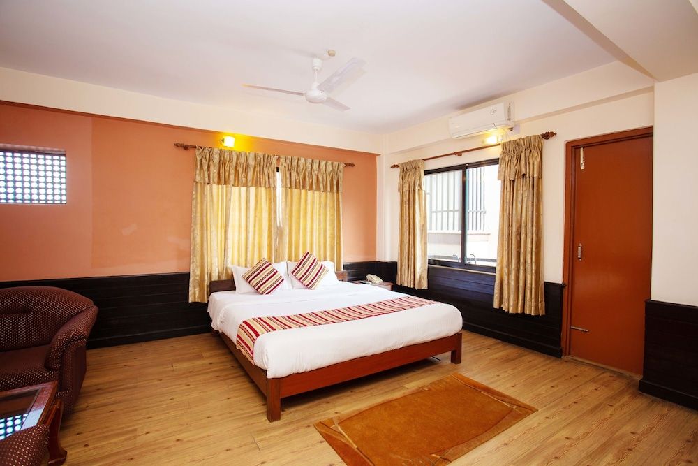 undefined Hotel Crystal Palace 5