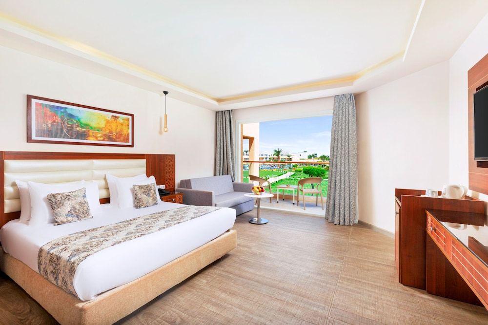 undefined Pickalbatros Royal Moderna Sharm & Aqua Park 10