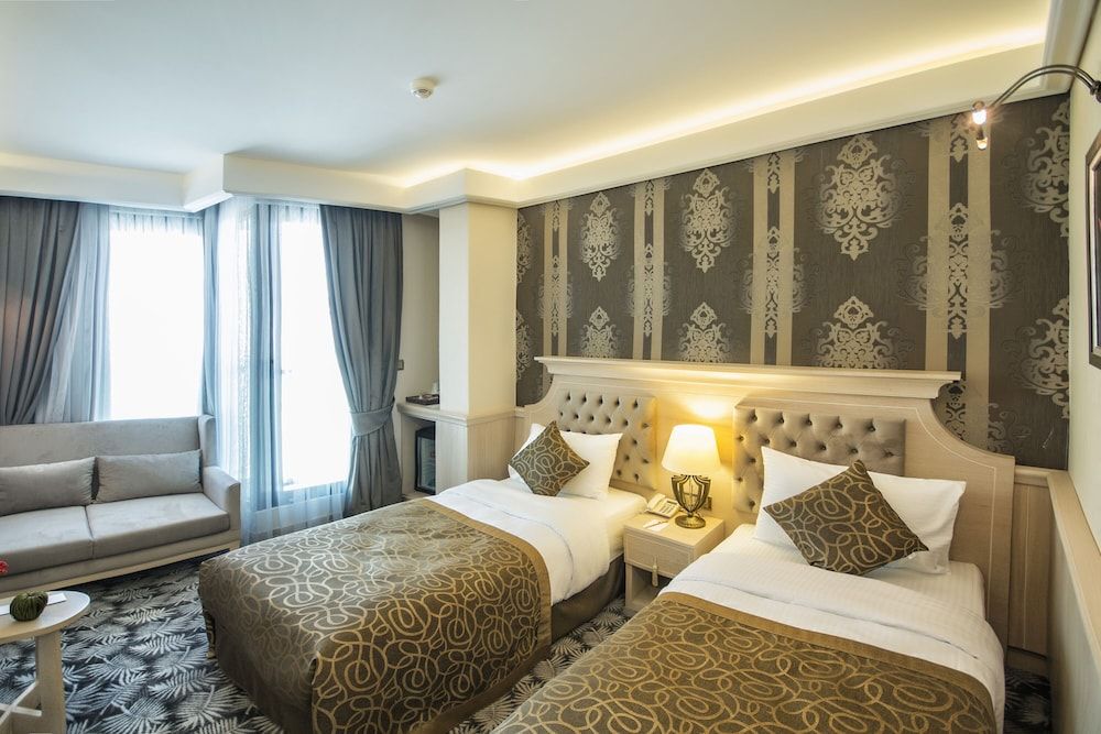 The Conforium Hotel Standard Double or Twin Room, 1 Bedroom, Non Smoking, City View 3