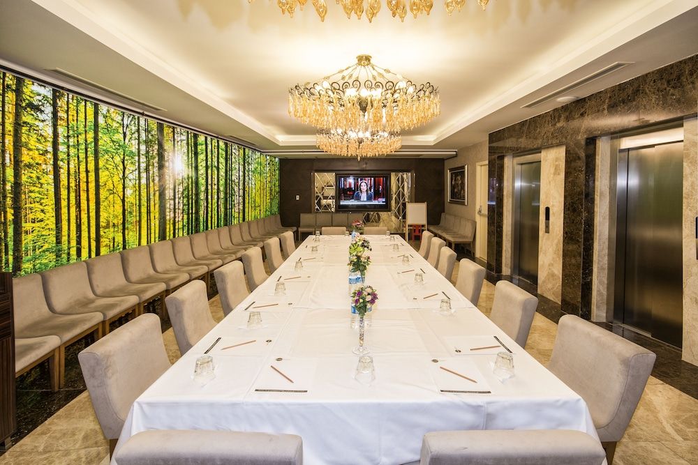 undefined The Conforium Hotel 7