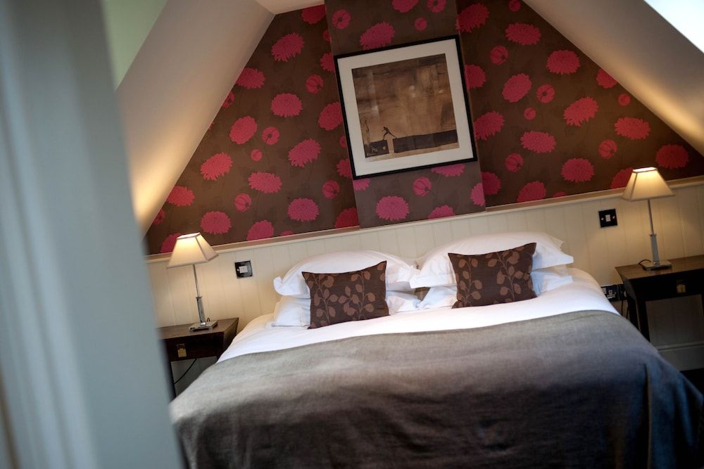 The Slaughters Country Inn Family Suite 5