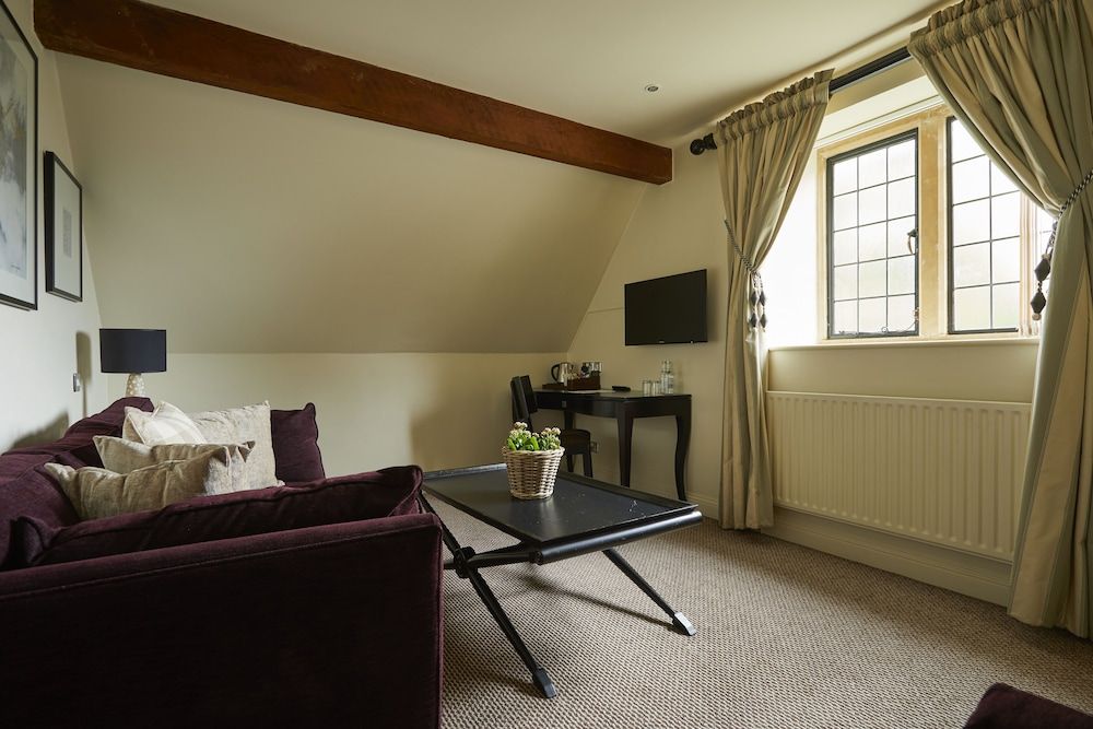 The Slaughters Country Inn Junior Suite 5