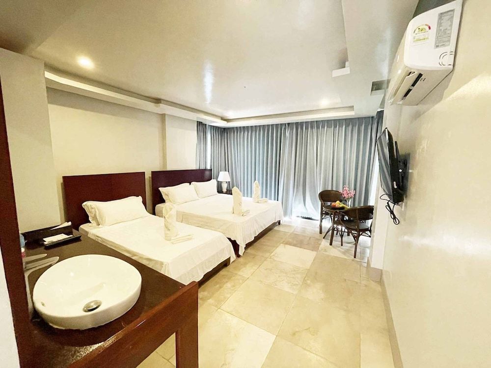 El Nido Beach Hotel Family Suite (Sea View) 4