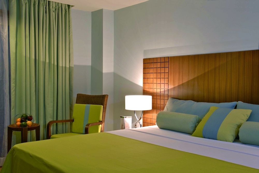 The Lighthouse Marina Resort Aqua Veranda 3